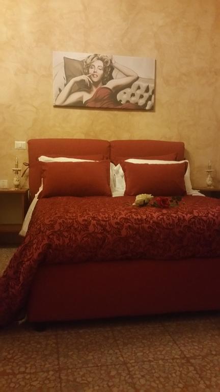Rochel Couette-café 3*